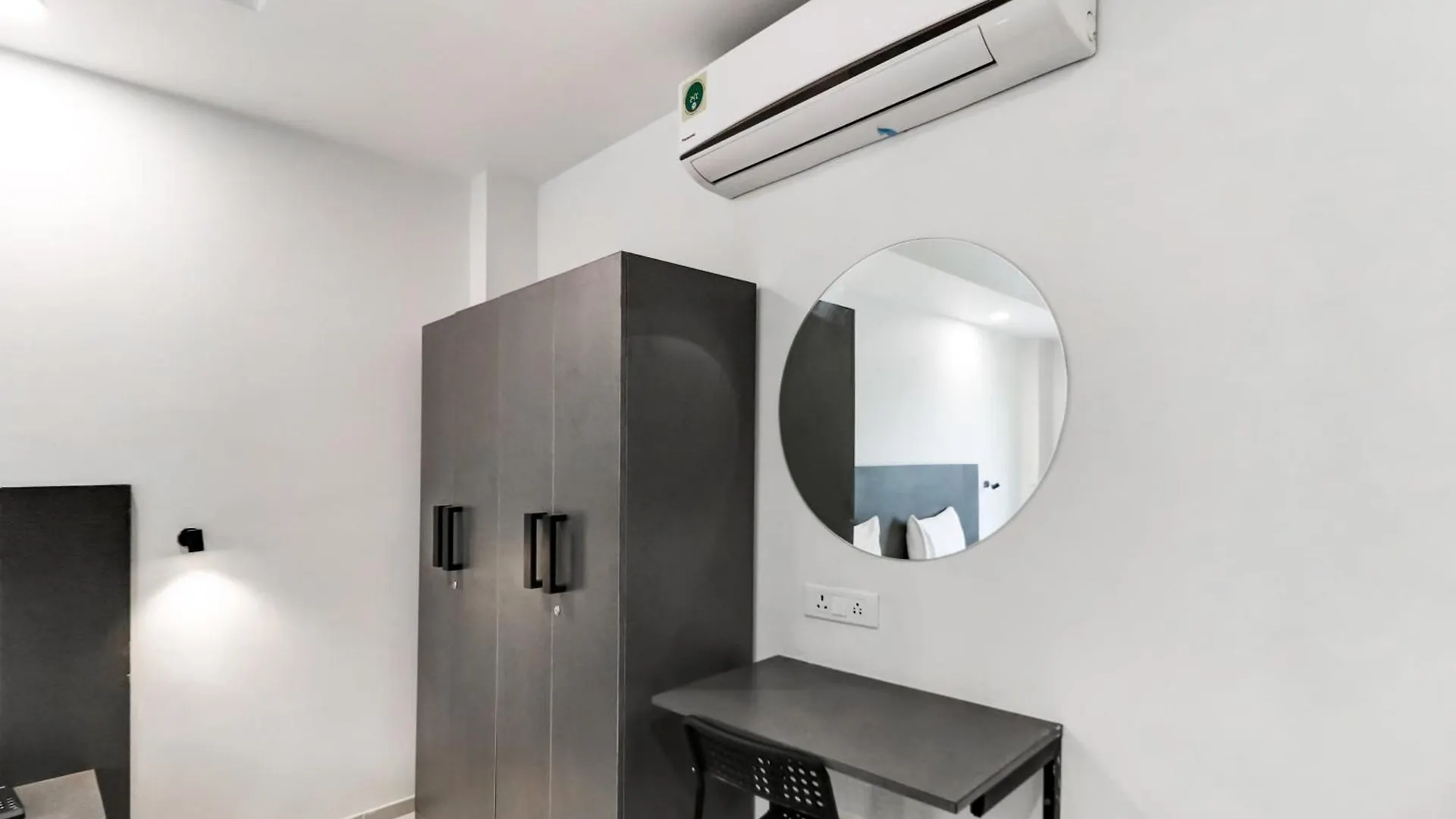 Hotel Townhouse South City 2 Sector 49 Gurgaon