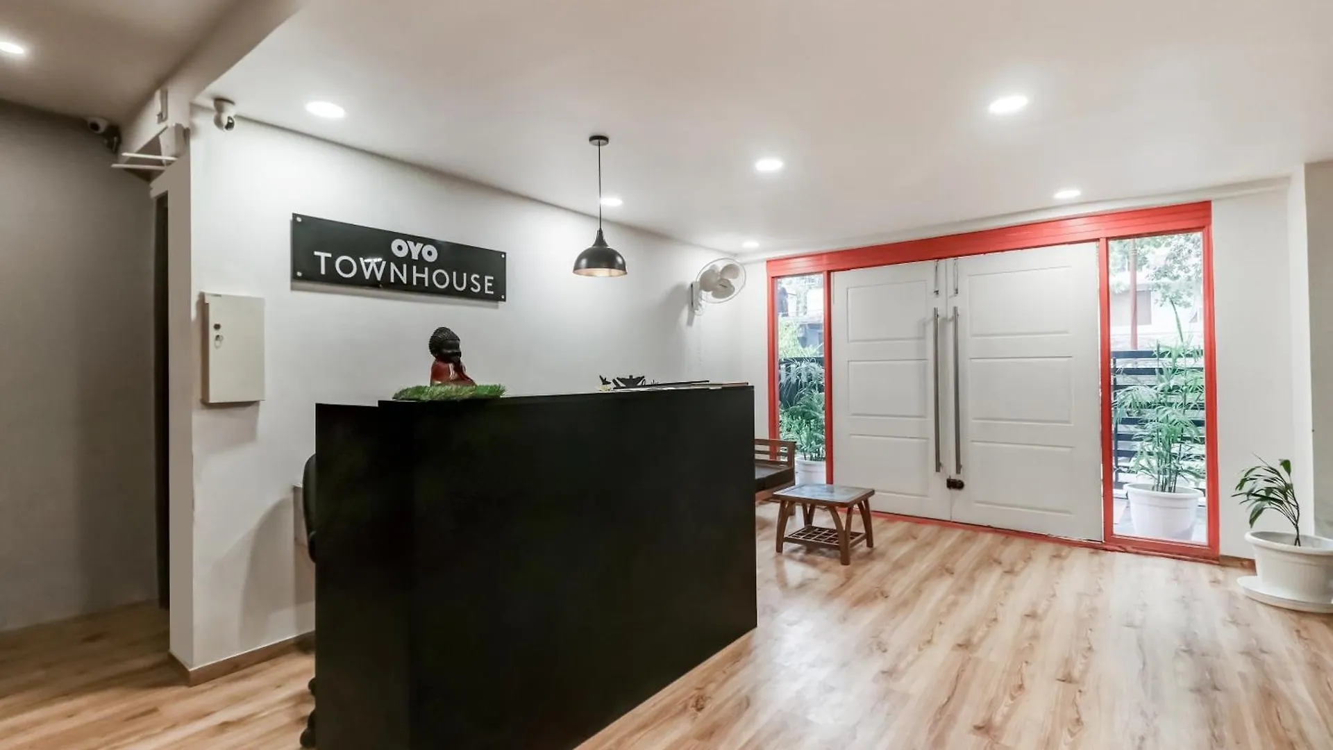 Townhouse South City 2 Sector 49 Gurgaon 4*,